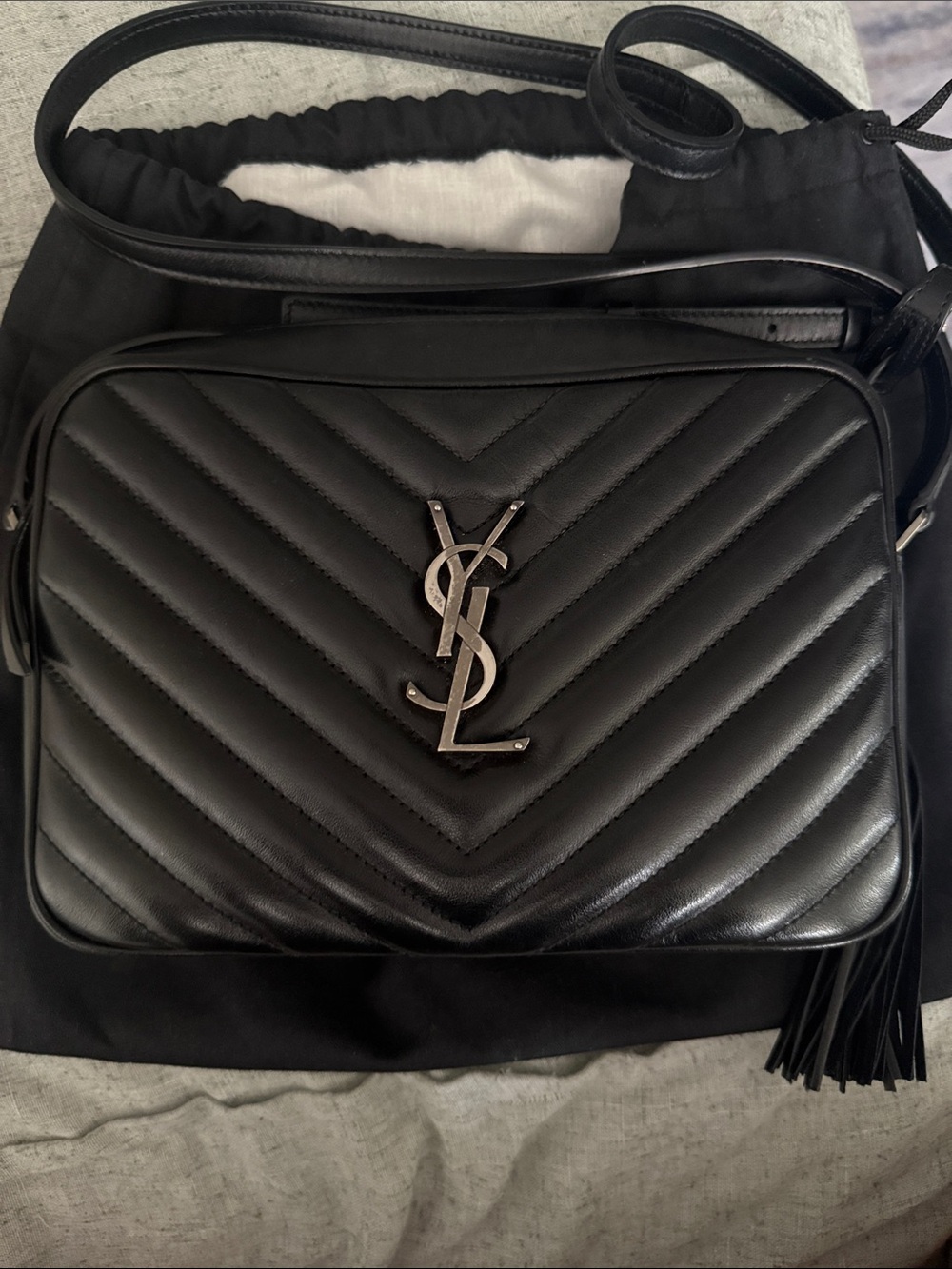 Saint Laurent Black Quilted Chevron Leather Camera Bag with YSL Logo - Picture 3 of 10